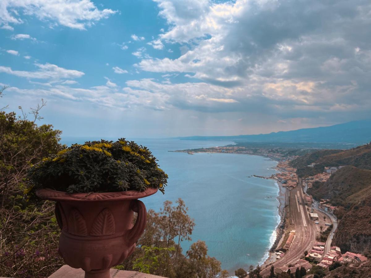 Kalimera Guest House Giardini Naxos Exteriér fotografie